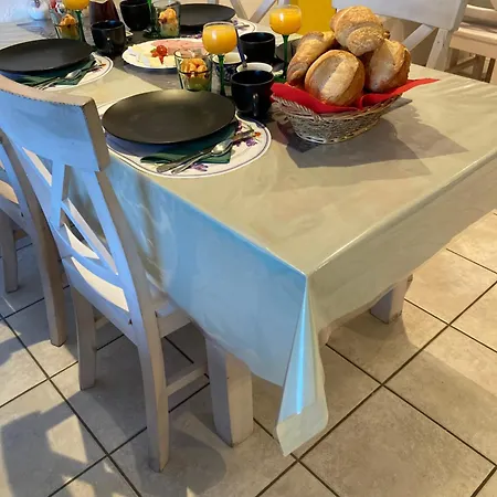 Bed & Breakfast Haus Jola