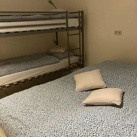 Bed & Breakfast Haus Jola Nidrum